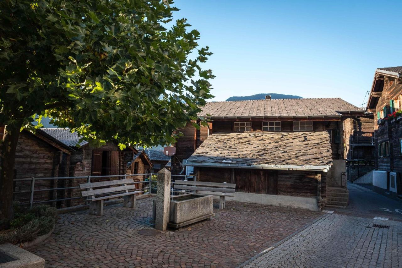 Ferienwohnung Dorfbrunnu Ried-Brig Exterior foto